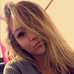 Meet your Posher, Lainey